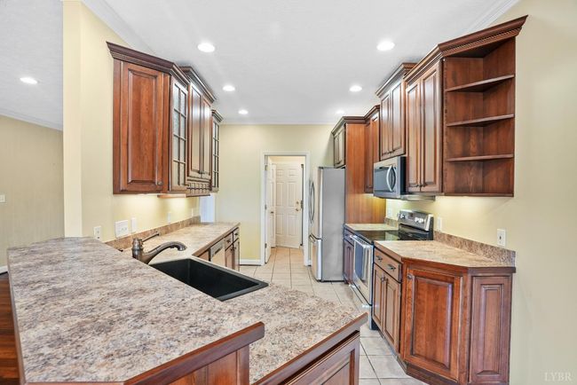 152 Fairwinds Ct, Townhouse with 3 bedrooms, 3 bathrooms and null parking in Forest VA | Image 17