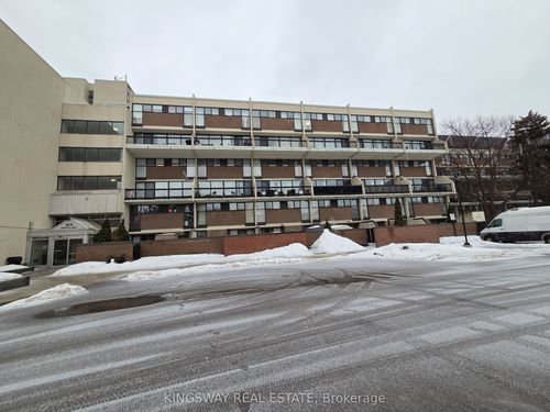 233-366 The East Mall, Etobicoke, ON, M9B6C6 | Card Image