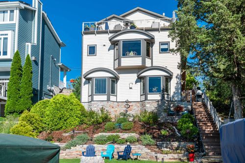 W332N6211 County Road C, Nashotah, WI, 53058-9435 | Card Image