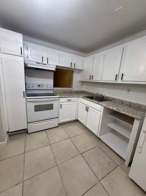 7-3f-4334 Nw 9th Ave, Deerfield Beach, FL, 33064-1759 | Card Image