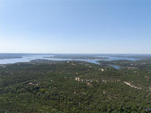 8132 Breeze Way, Jonestown, TX, 78645-9644 | Card Image