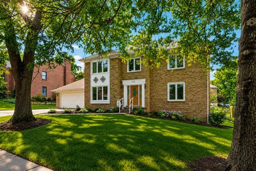 2417 Vale Dr, Lexington, KY, 40514-1419 | Card Image