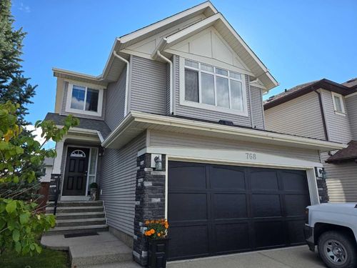768 New Brighton Dr Se, Calgary, AB, T2Z0Z8 | Card Image