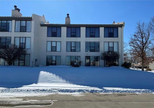 352-a-85 La Jolla Dr, Lake Ozark, MO, 65049-6572 | Card Image