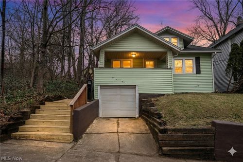 103 Norwood St, Barberton, OH, 44203-1320 | Card Image