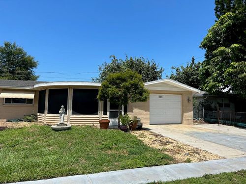 2203 Maureen Dr, HOLIDAY, FL, 34690-4130 | Card Image