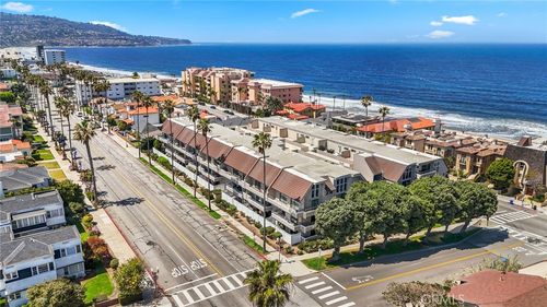 9-700 Esplanade, Redondo Beach, CA, 90277-3702 | Card Image