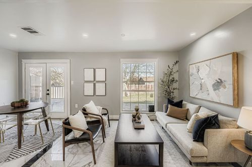 7004 E Meadow Bend Dr, Austin, TX, 78724-3808 | Card Image