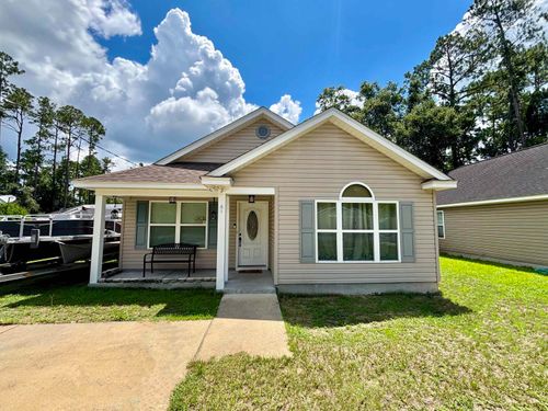 61 Shar Mel Re Ln, Crawfordville, FL, 32327-3221 | Card Image