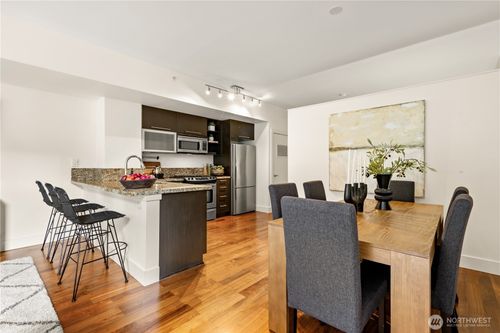 417-2911 2nd Ave Avenue, Seattle, WA, 98121 | Card Image