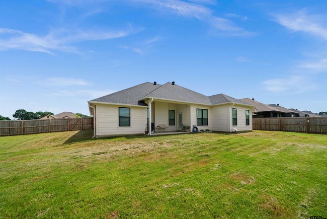 409 Meadows Ct, House other with 3 bedrooms, 3 bathrooms and null parking in Chandler TX | Image 45