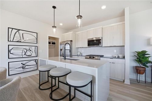 18355 W 205th Ter, Spring Hill, KS, 66083 | Card Image
