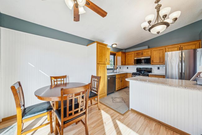 05_interior.jpg | Image 7