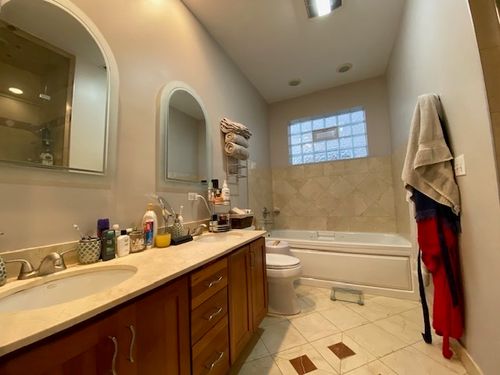 unit-2-2625 W Belmont Ave, Chicago, IL, 60618-5966 | Card Image