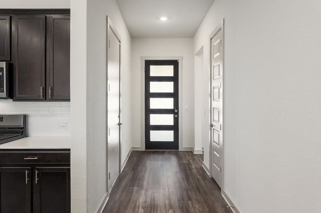 Entry way | Image 11