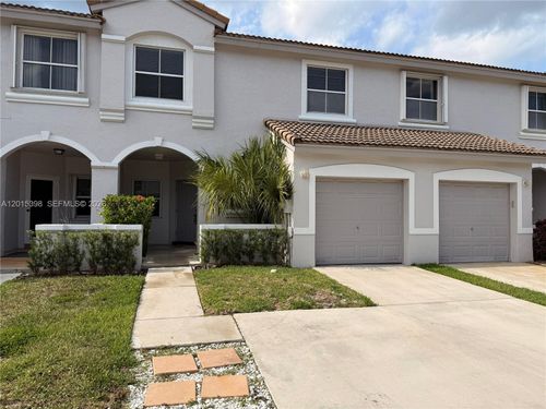 16889 Sw 1st Mnr, Pembroke Pines, FL, 33027-1007 | Card Image