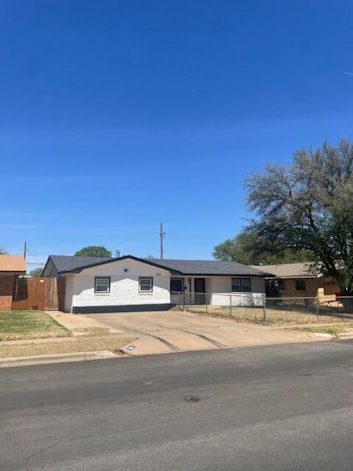 2202 58th Street, Lubbock, TX, 79412 | Card Image