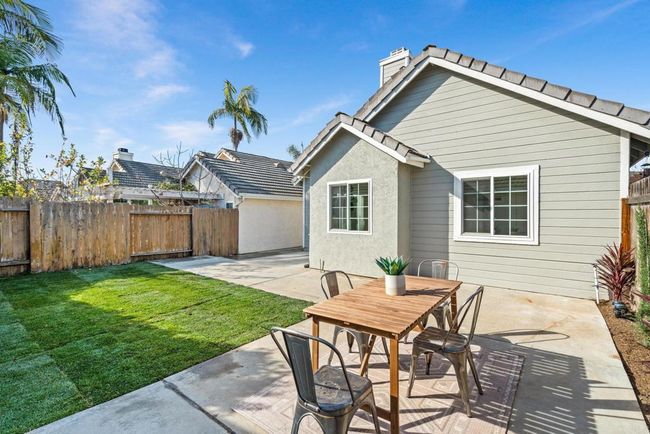 10424 Rancho Carmel Dr, House other with 4 bedrooms, 3 bathrooms and 2 parking in San Diego CA | Image 27