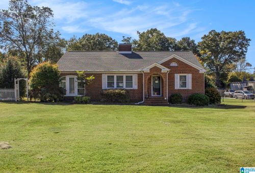 1001 7th St S, Clanton, AL, 35045-3719 | Card Image