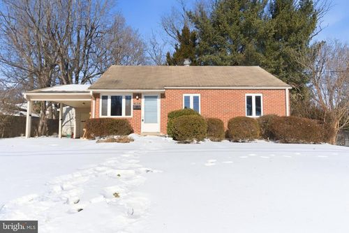 1813 Olmstead Dr, FALLS CHURCH, VA, 22043-1009 | Card Image