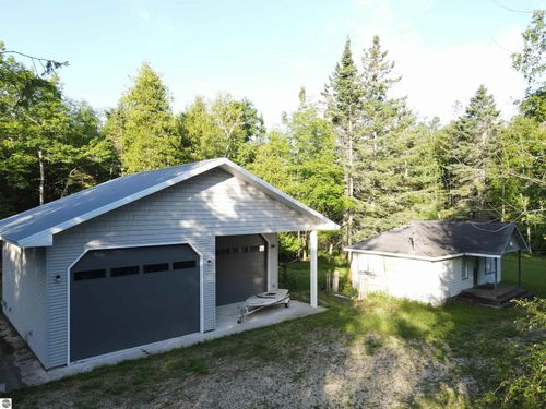 1550 Birch Dr, Mackinaw City, MI, 49701 | Card Image