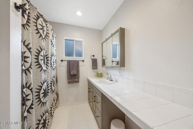 6657 Quartz Ave Los Angeles CA-large-027 | Image 18