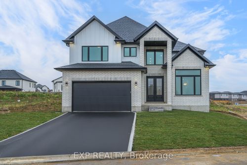 150 Locky Lane, Middlesex Centre, ON, N0L1R0 | Card Image