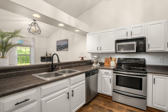 APT-2 - 3911 Dodson Chapel Rd, Condo with 2 bedrooms, 2 bathrooms and 2 parking in Hermitage TN | Image 6