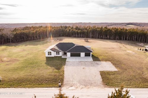 11565 County Road 385, Holts Summit, MO, 65043-1331 | Card Image