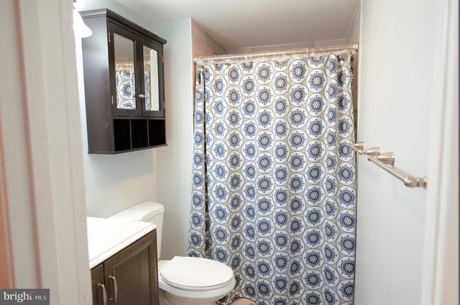 6403 Limerick Ct, House other with 4 bedrooms, 3 bathrooms and null parking in SPRINGFIELD VA | Image 40