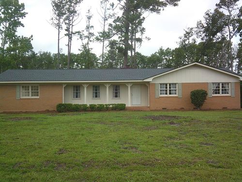 3914 Robin Hood Rd, Valdosta, GA, 31606-2102 | Card Image