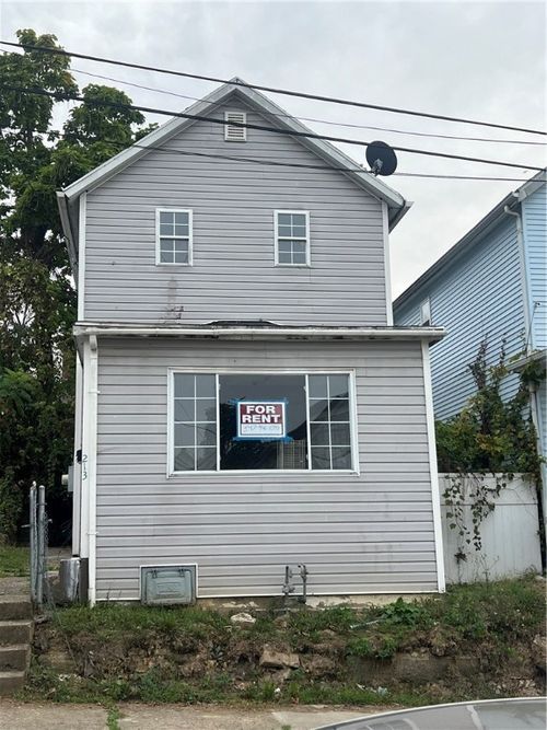 213 Crest Ave, Charleroi, PA, 15022-1306 | Card Image