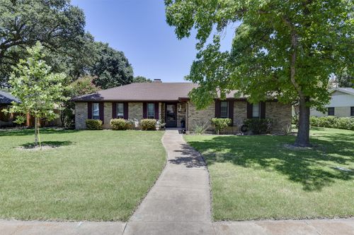 108 Auburn St, Waxahachie, TX, 75165-1720 | Card Image