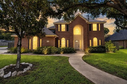 1400 Bob White Trl, Sealy, TX, 77474-4110 | Card Image