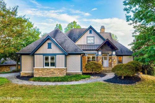 494 Chestnut Ln, Loudon, TN, 37774-2069 | Card Image