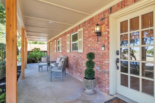 9780 N County Rd, Frisco, TX, 75033-2716 | Card Image