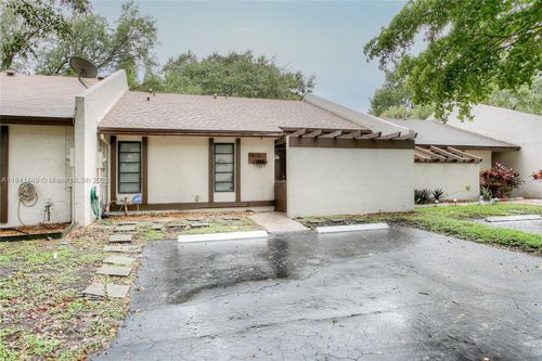 9820 Nw 15th Ct, Pembroke Pines, FL, 33024-4471 | Card Image