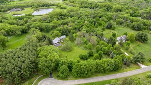5510 Heather Dr Sw, Rochester, MN, 55902-8851 | Card Image