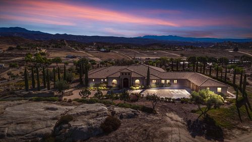 39345 San Ignacio Rd, Hemet, CA, 92544-9232 | Card Image