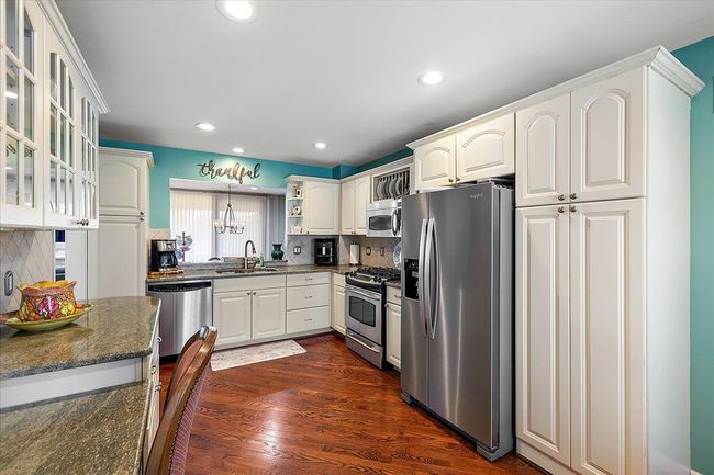 REMODELLED KITCHEN | Image 11