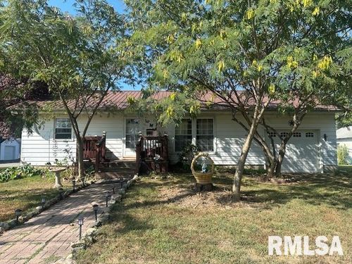 807 Taffee St, Pinckneyville, IL, 62274-1543 | Card Image