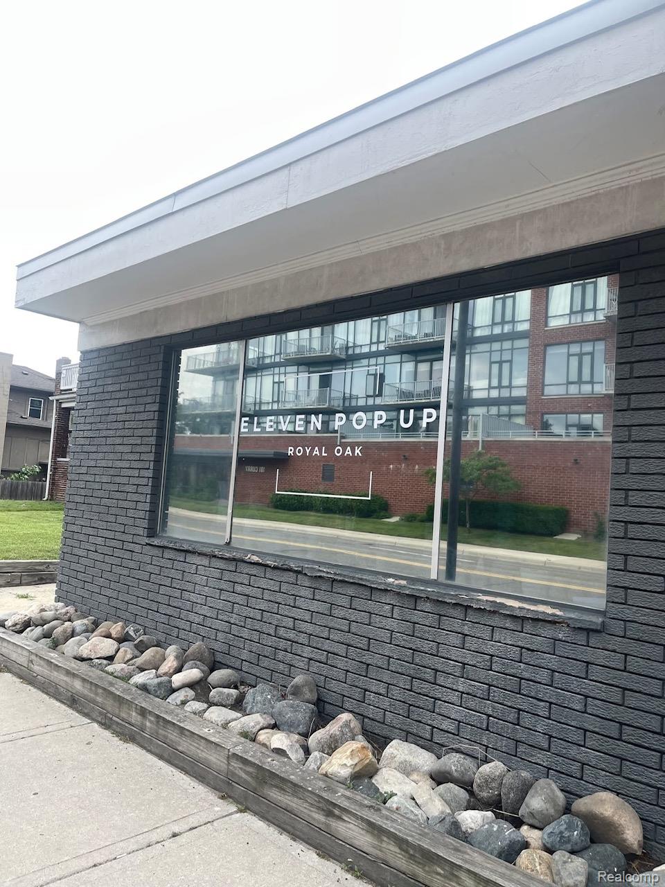 Commercial Sale in Royal Oak 4