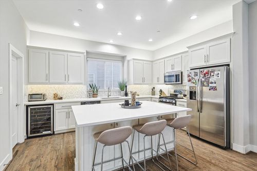 2-4910 Live Oak St, Dallas, TX, 75206-7602 | Card Image