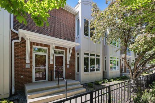 217 Bank St Se, Minneapolis, MN, 55414-1039 | Card Image