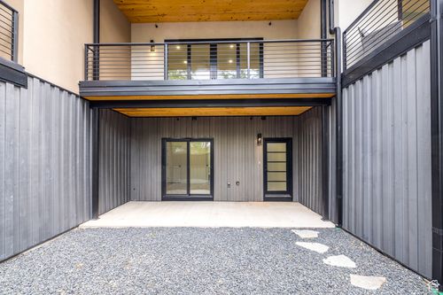 2-214 S 200 E, Moab, UT, 84532-2608 | Card Image