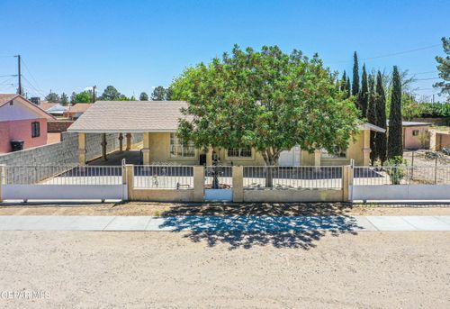 916 Mike Maros St, Fabens, TX, 79838 | Card Image