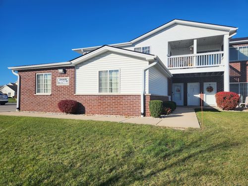 402-2660 11th Pl, Kenosha, WI, 53140-6404 | Card Image
