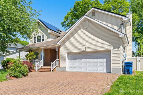 8 Danny Ct, North Brunswick, NJ, 08902-1830 | Card Image