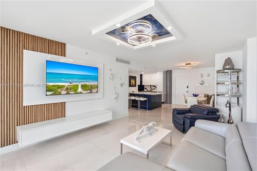 408-2501 S Ocean Dr, Hollywood, FL, 33019-2608 | Card Image
