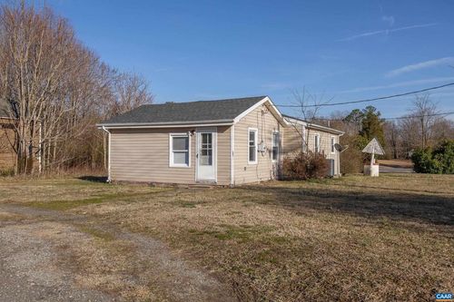 228 Old Fifteen Rd, NEW CANTON, VA, 23123-2202 | Card Image